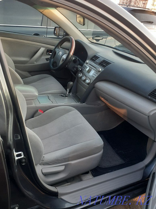 Жылдың Toyota Camry  Атырау - изображение 6