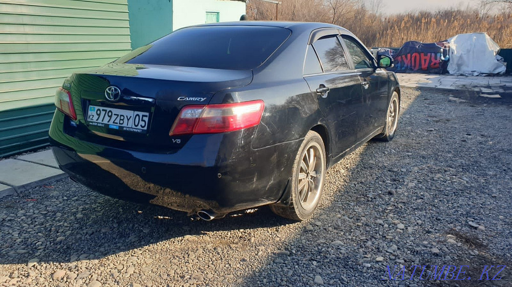Toyota Camry    года Талдыкорган - изображение 5