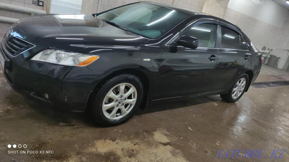 Toyota Camry    года  - изображение 8