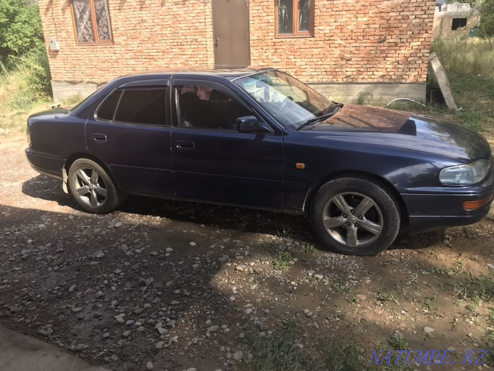 Toyota Camry    года Каскелен - изображение 3