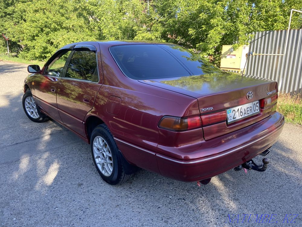 Toyota Camry    года Талдыкорган - изображение 5