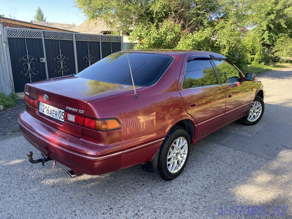 Toyota Camry    года Талдыкорган - изображение 4