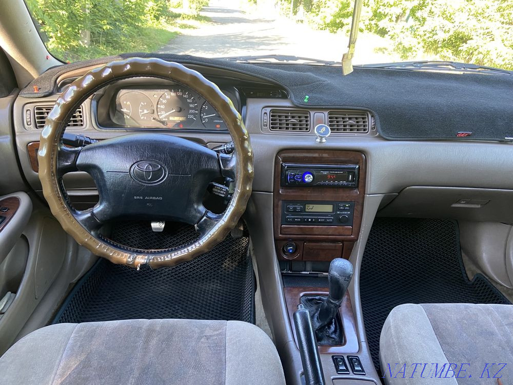 Toyota Camry    года Талдыкорган - изображение 7