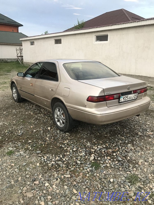 Toyota Camry    года Талдыкорган - изображение 6