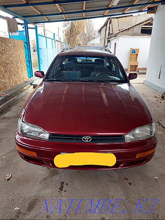 Toyota Camry    года  - изображение 1