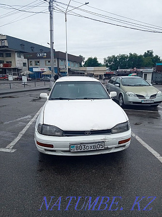 Жылдың Toyota Camry  Алматы - изображение 2