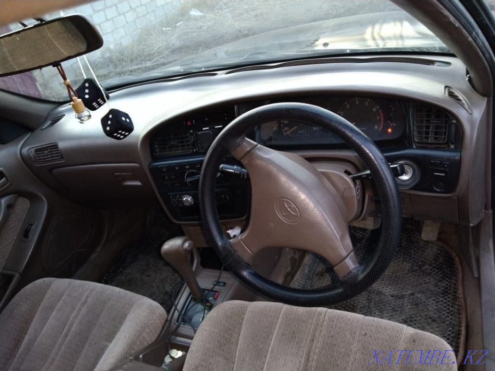 Toyota Camry    year  - photo 5