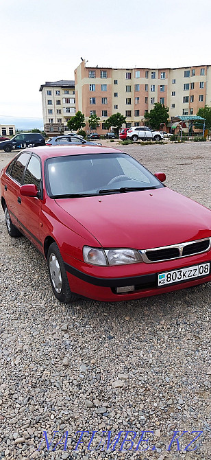 Toyota Carina    года Байзак - изображение 6