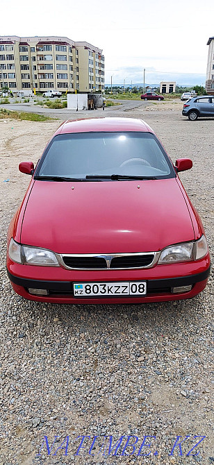 Toyota Carina    года Байзак - изображение 4