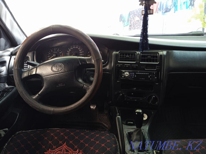 Toyota Ipsum    года Шымкент - изображение 2