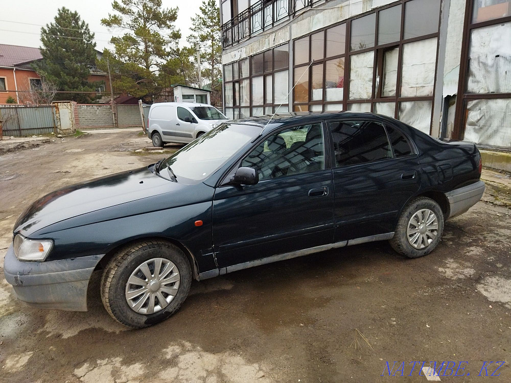 Жылдың Toyota Regius Алгабас - изображение 1