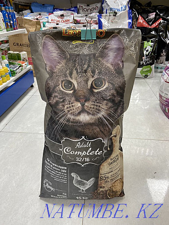 Leonardo Chicken Flavored Dry Cat Food Astana - photo 1