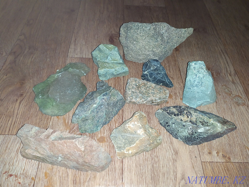Stones for decoration of the aquarium. Inexpensive aquariums. Almaty - photo 4