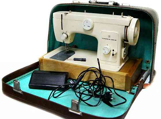 Электрическая Швейная машинка Чайка 132 м Almaty