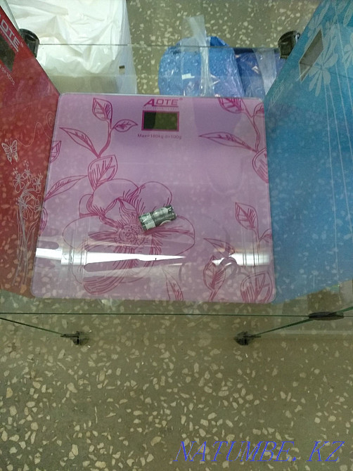Scales electronic floor to 180 kg. Rudnyy - photo 3