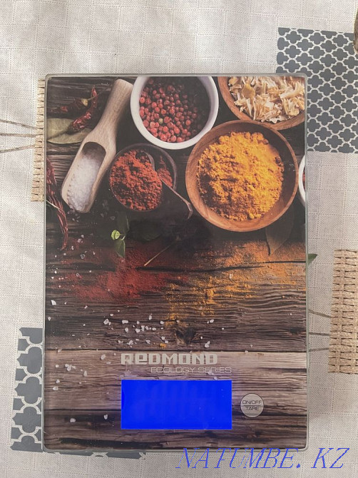 Электронные весы Redmond Астана - изображение 1
