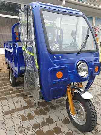 Мото магазин предлагает грузовые трициклы “Барыс” и "Фермер Караганда