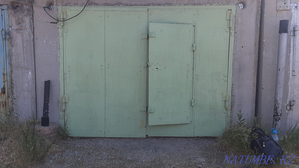 Selling a garage in 11 society Rudnyy - photo 2