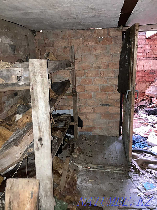Продам Гараж на ул. Мызы за оптовой базой Усть-Каменогорск - изображение 3