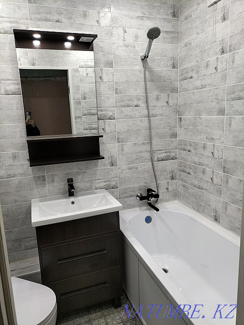 Ремонт ванной комнаты .Сан.тех..кафель.двери.пластик.электрика и др.р Уральск - изображение 1