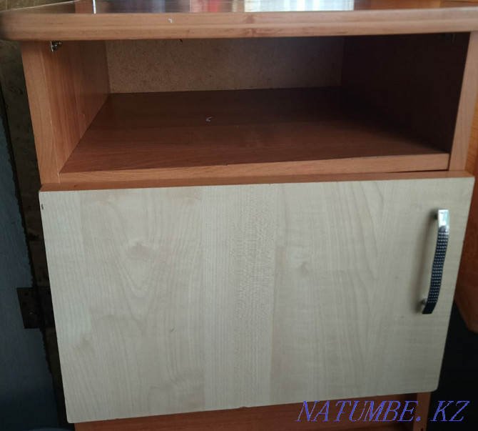 Selling a nightstand, two pieces. In excellent condition. Makinsk - photo 1
