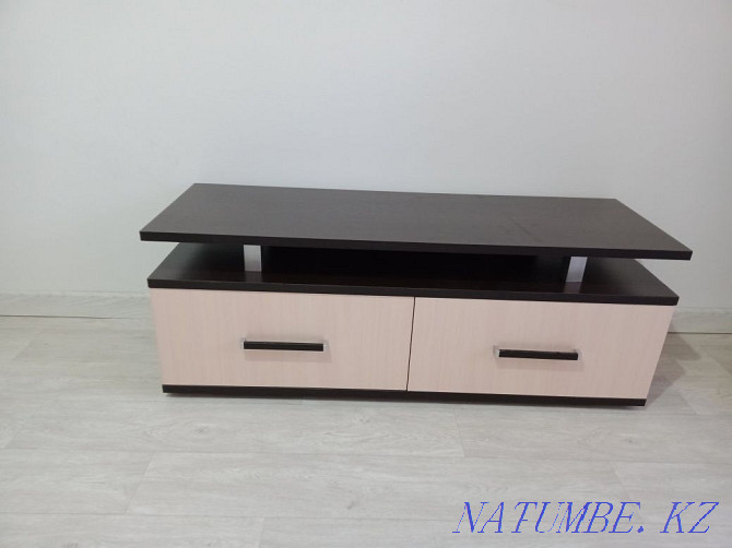 TV table  - photo 1