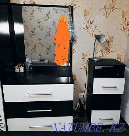 Chest of drawers  - photo 1
