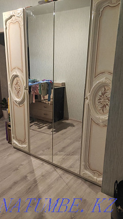 Large wardrobe for sale Kostanay - photo 2