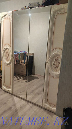 Large wardrobe for sale Kostanay - photo 1