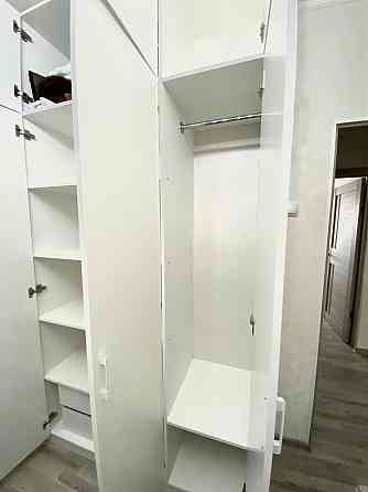 Белый шкаф для спальни Aqtau