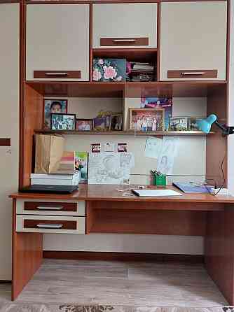 Угловой шкаф, письменный стол Karagandy