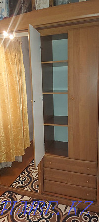Үлкен айнасы бар жылжымалы шкаф  Өскемен - изображение 2