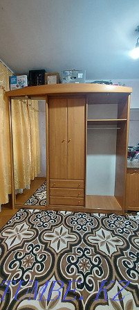 Үлкен айнасы бар жылжымалы шкаф  Өскемен - изображение 7