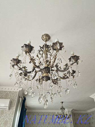 Chandelier 8-arm in excellent condition Astana - photo 1