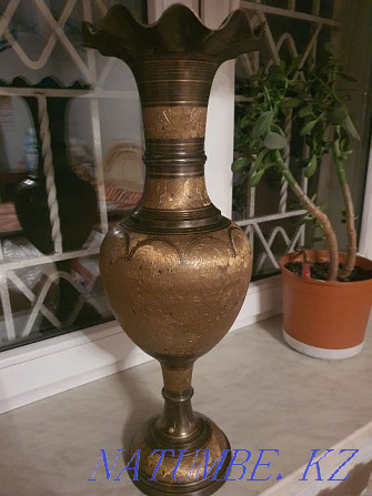 Резная ваза из латуни ручной работы Пакистан Алматы - изображение 6