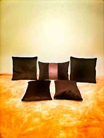 Подушки для дивана Urochishche Talgarbaytuma