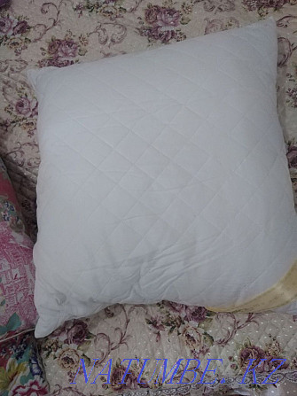 Pillows. Blanket Shymkent - photo 2