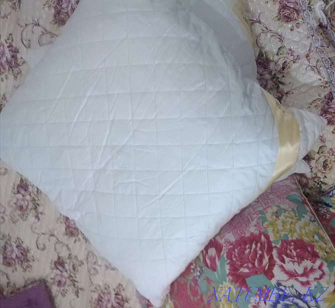 Pillows. Blanket Shymkent - photo 4