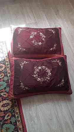 Продаю подушки диванные и домашние Астана