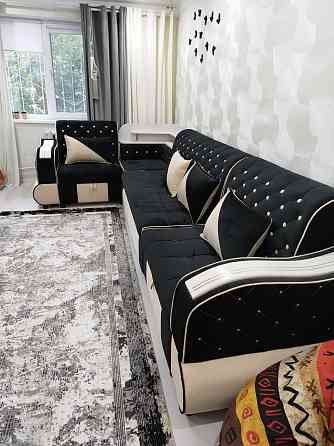Угловой диван в отличном состоянии Taraz