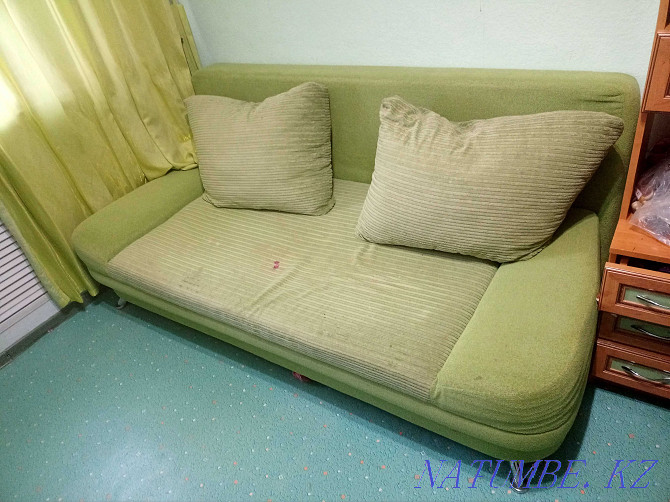Urgently! I will sell sofas Petropavlovsk - photo 3