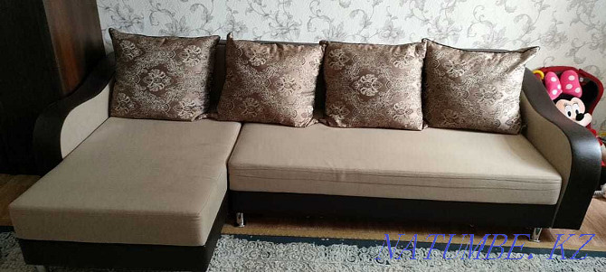 Продам диван угловой с креслом в хорошем состоянии Кокшетау - изображение 1