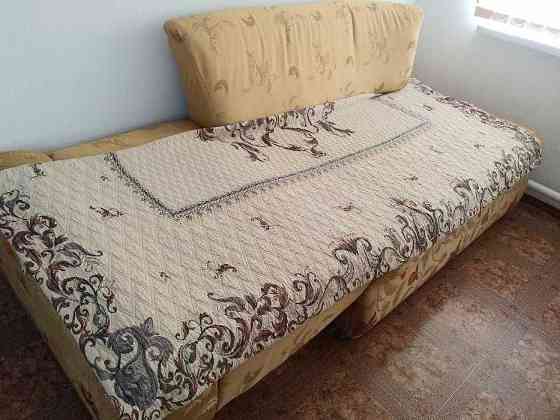 Продам мягкий уголок (мини диван-кровать) б/у в отличном состоянии Актобе