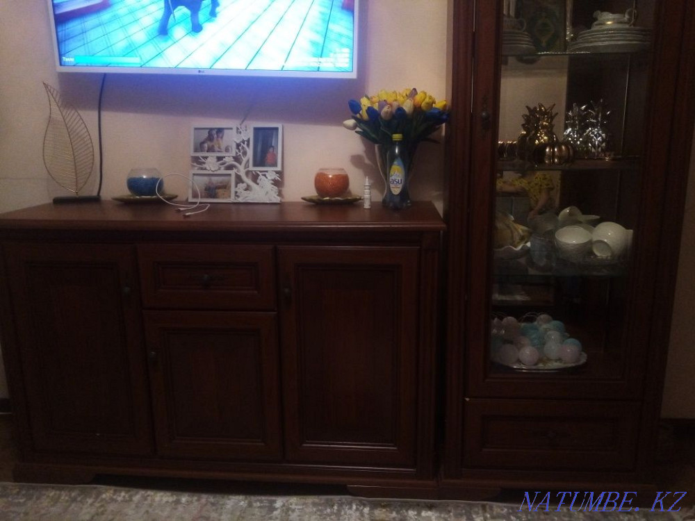 Wall showcase slide Karagandy - photo 2