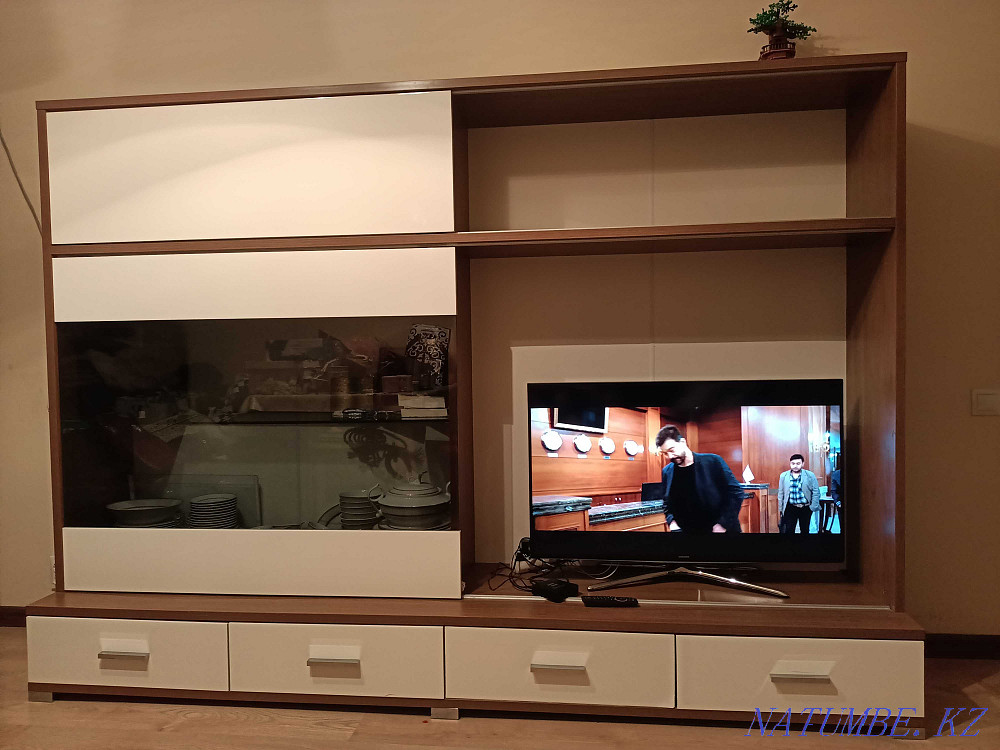 Gorgeous living room wall Almaty - photo 2