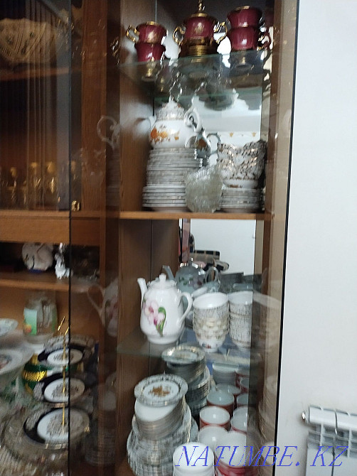 Продам сервант в хорошем состоянии Актобе - изображение 3