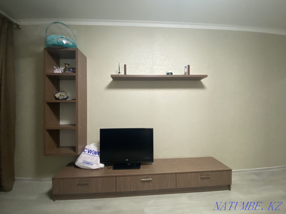 Wall cabinet/cabinet for living room Almaty - photo 3