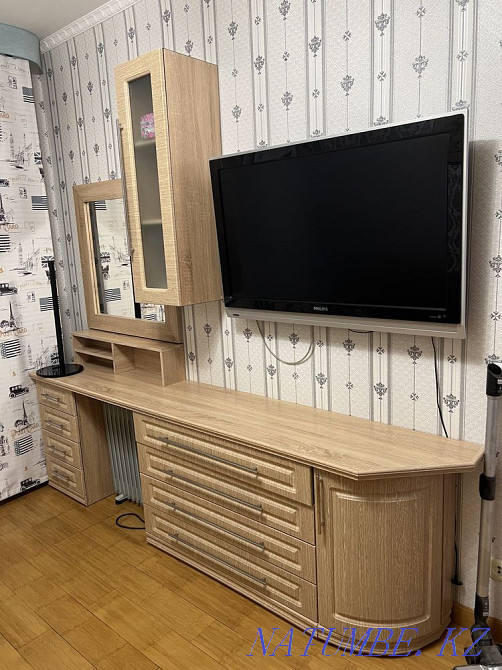 Продам стенку почти новую 60 тыс 250 см длина Караганда - изображение 1