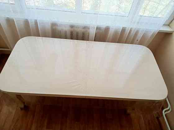 Стол гостиный белого цвета Балуана Шолака
