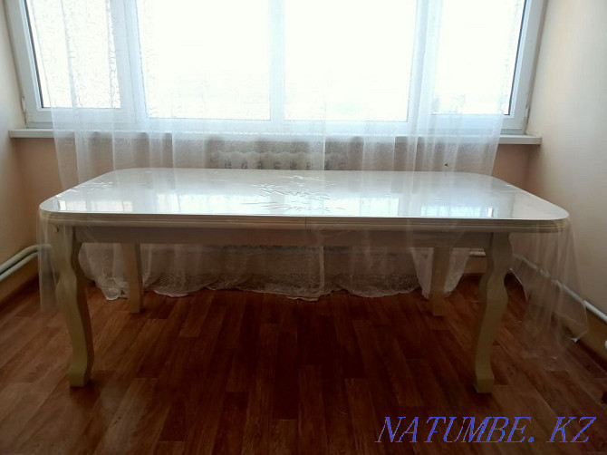 Стол гостиный белого цвета Балуана Шолака - изображение 2